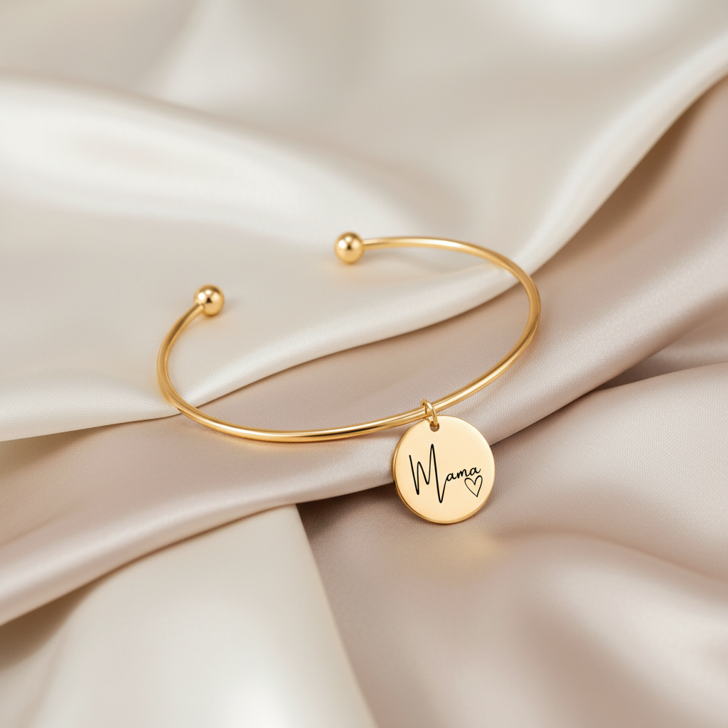 Armreif Mama – Edles Schmuckstück mit Gravur